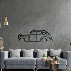 Sedan 1938 Detailed Silhouette Wall Art